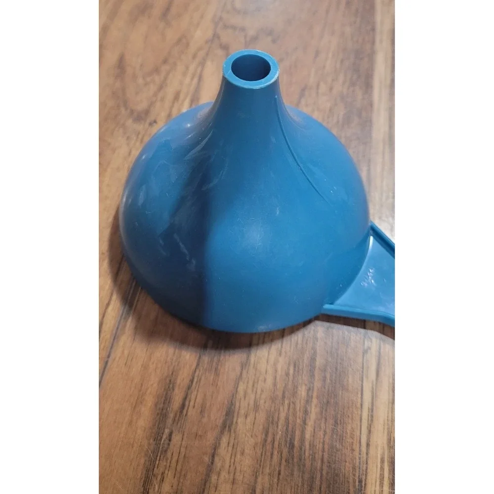 Tupperware vintage hershey